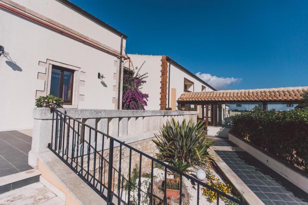 Domus Aurea Resort Ragusa Exterior foto